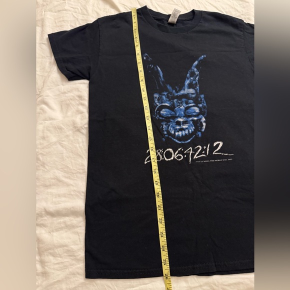 Small Men’s/Unisex Donnie Darko Reprint Graphic Shirt - Picture 7 of 7